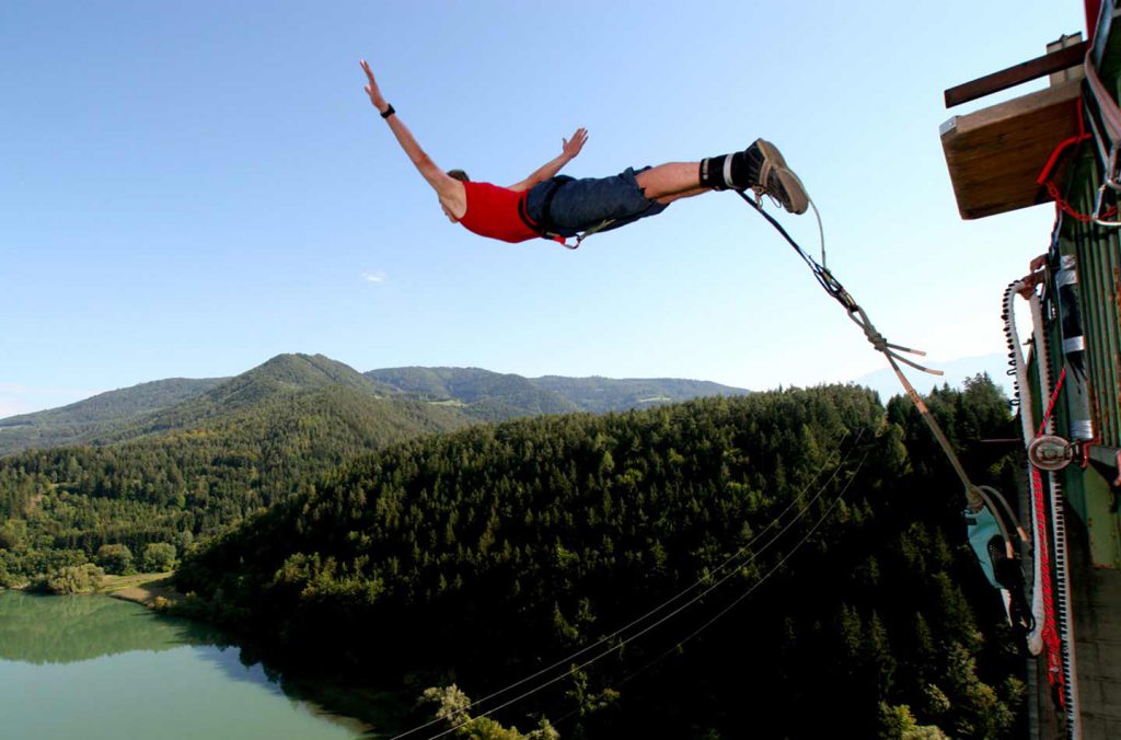 Unsere coolsten Bungee Jumps Jochen Schweizer