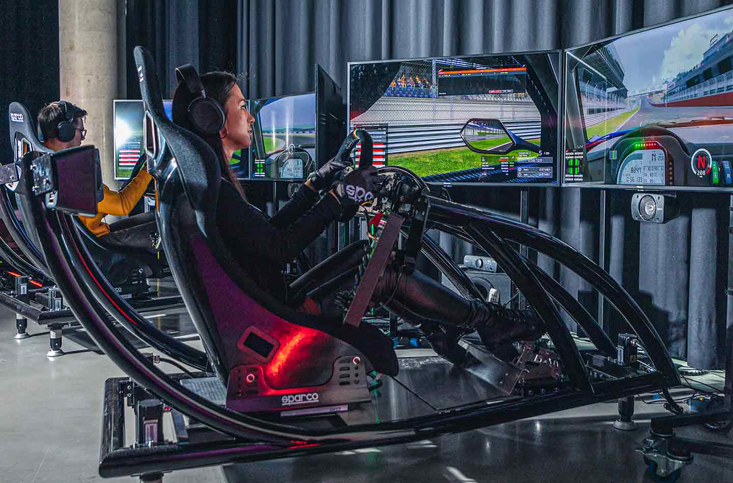 Racing Simulator in der Jochen Schweizer Arena München als neuer Trendsport