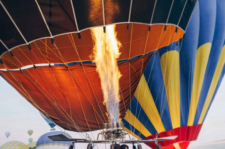 Wie Hoch Kann Ein Heißluftballon Fliegen magazin.jochen-schweizer.de