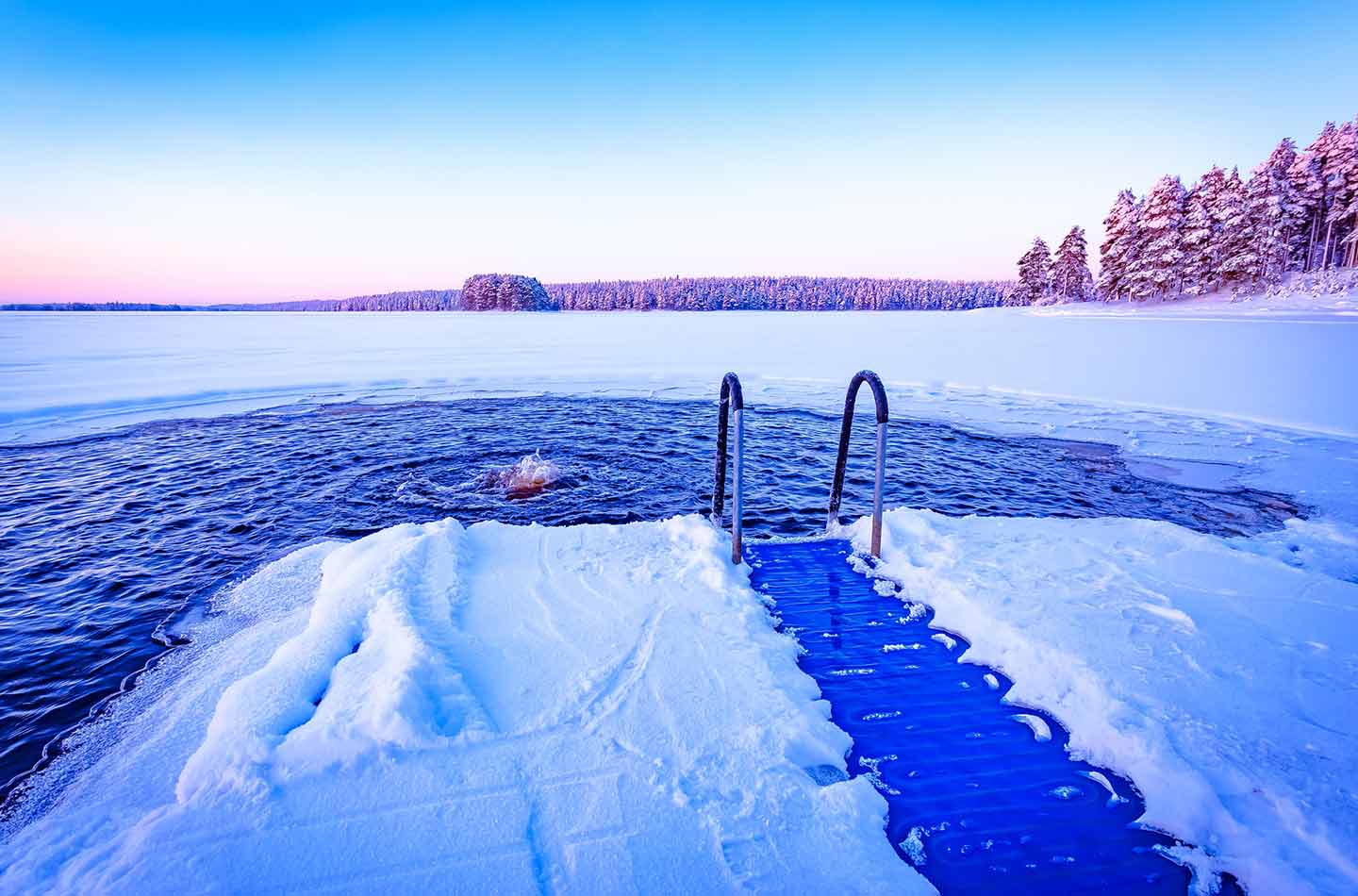 Stelle im See zum Eisbaden