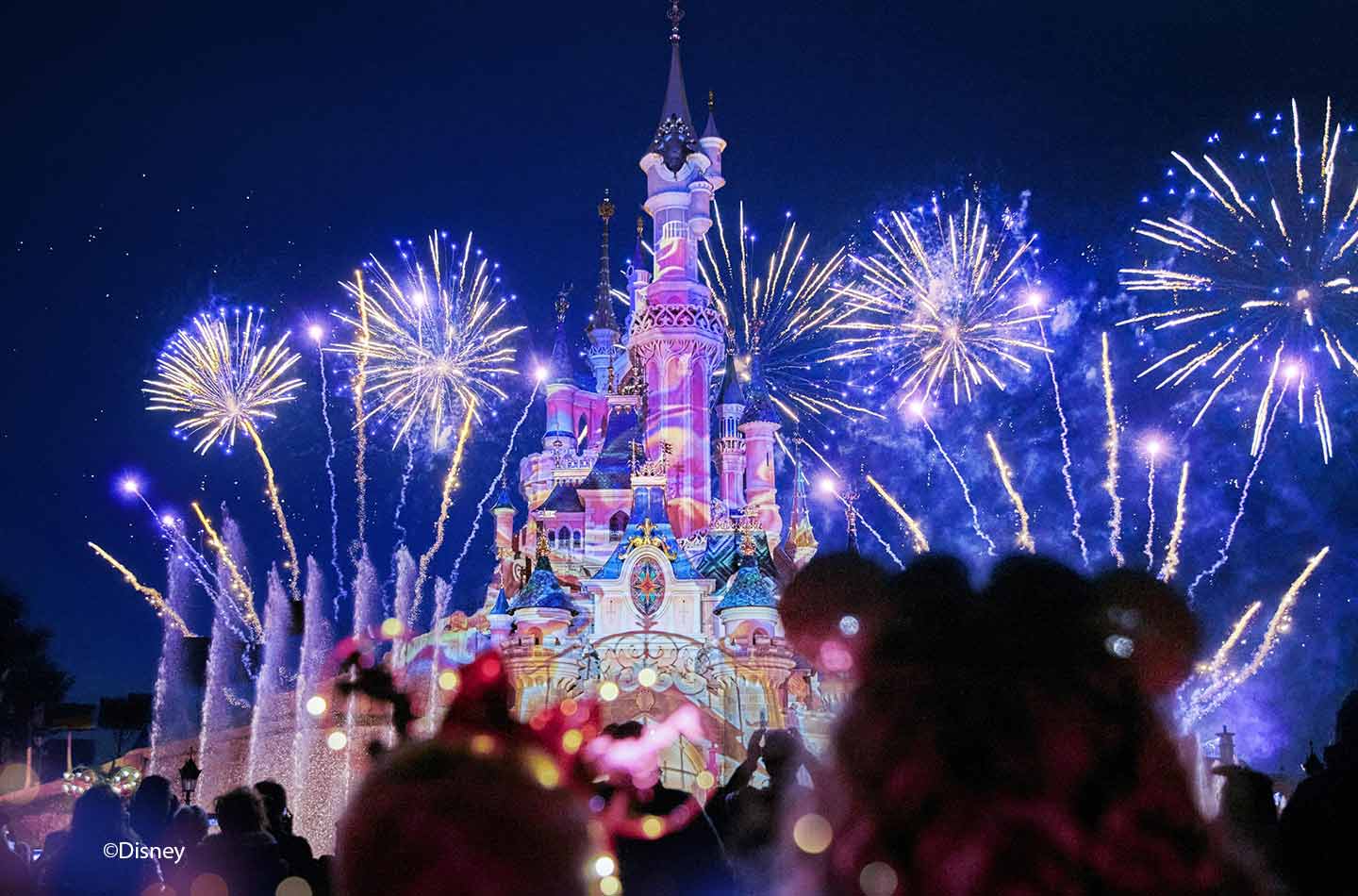 Das Feuerwerk am Dornröschenschloss in Disneyland Paris
