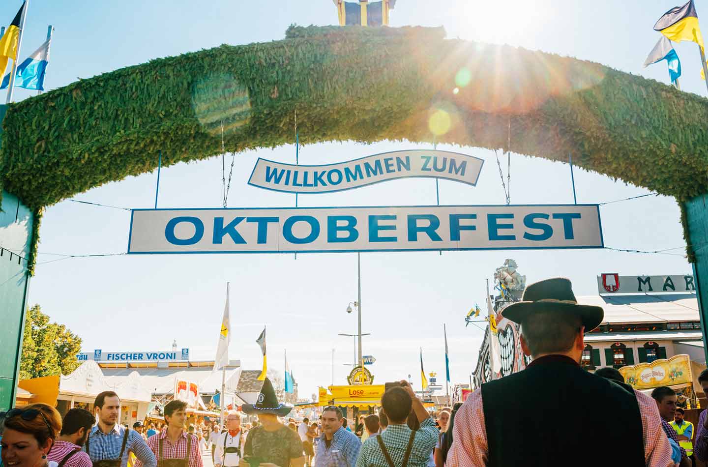 Der Haupteingang zum Oktoberfest in München