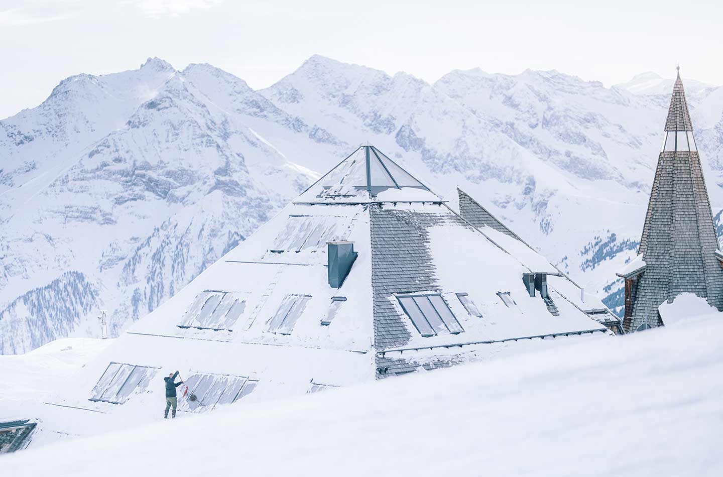Schneekarhütte in der Schweiz